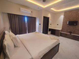 Firefly Kaziranga - 5