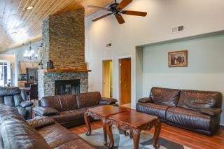 Pine Mountain Club Home with Beautiful View! - 6