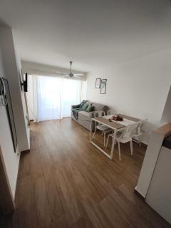 Departamento a metros de Bv.Oroño - 9