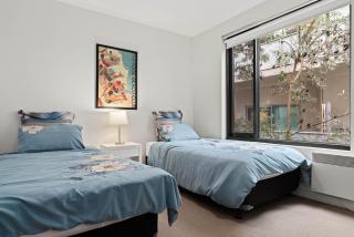 9/4 The Esplanade, Cowes - Cscape - 2