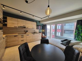 Strand Studio - 2