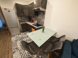 Paris Signature Guest Suite 1 by ST - Modern T2 in Architect Designed Villa - 7