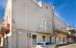Gorgeous Apartment In Marina Di Ragusa With Wifi - 4
