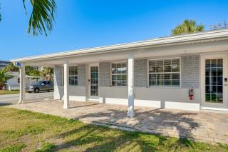 Walk to Gulf Madeira Beach Condo with Patio - 8