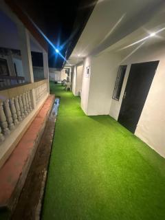 Luxury Villa AC Ensuite Room 9 - 7