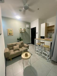 Neusuites jelatek - 0