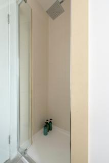 2BR Duplex 5 Mins to Hither Green Station - 65C - 1