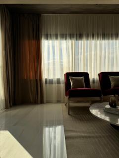 Two Master Bedrooms with Nile view - 9