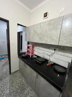 Cozy 1BHK Home In Malviya Nagar - 5