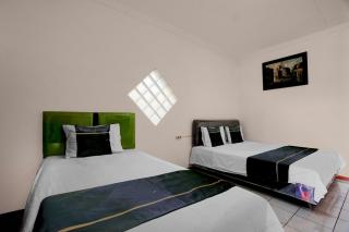 Hotel O near Alun Alun formerly Embun Pagi Hotel & Villa Resort - 1