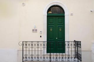 Garibaldi Rooms, Boutique Stay in Val di Noto with Piazza & Church Views - 7