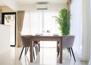 Super Friendly TH Laguna Park - 4