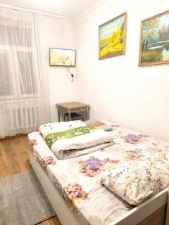 Lîngă parcul Ștefan cel mare și sfânt - 5