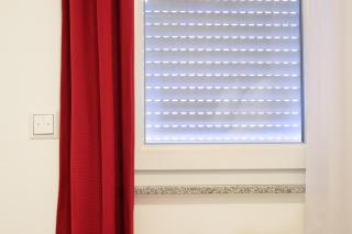 7SCHWABEN - 7 vollausgestattete Wohnungen unter einem Dach mitten in Bad Urach - Küche - Bad - WLAN - Waschmaschine - kostenloses Parken - E-Bike-Garage mit Ladestation - Altstadt, Bus, Bahn, E-Ladestation unter 5 Min - barrierefrei - rollstuhlgerecht - 2