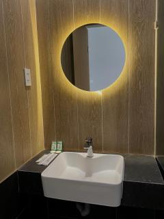 Arista - 46 Phan Bá Vành - 7