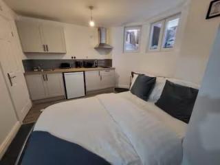 Comfortable Stay - Alfreton - 1