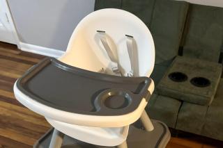 Walk to Coventry Village Charming Top-Floor Unit! - 4