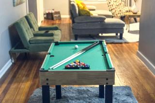 Walk to Coventry Village Charming Top-Floor Unit! - 2