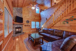 Uncle Johns Cabin - 9