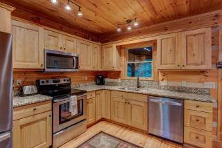 Uncle Johns Cabin - 5