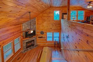 Uncle Johns Cabin - 3