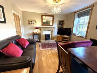 Spinners View - Elegant Victorian Duplex Central Skipton & Parking - 3