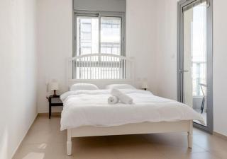 O&O Group - Sea View Tower - 32nd Floor Parking - 7