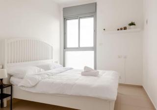 O&O Group - Sea View Tower - 32nd Floor Parking - 1