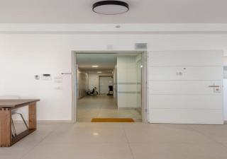 O&O Group - Sea View Tower - 32nd Floor Parking - 1