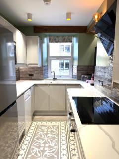 Spinners View - Elegant Victorian Duplex Central Skipton & Parking - 4