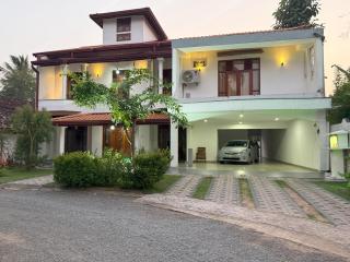 Coastal Serenity Homestay - Wadduwa - 1