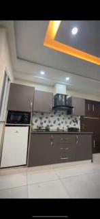 Effile Tower Facing - 6