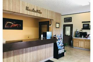 Homestead Inn Wolf Point Hwy 2 - 3