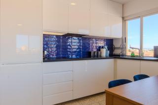 Sun and Sea - Perfect stay next to the airport - 7