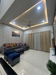 Luxury Airport Villa-Perfect for Family & Business - 4