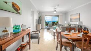 Elegant Oceanview Condo with Spacious Open-Concept Floor Plan and Inviting Beach Design - 2