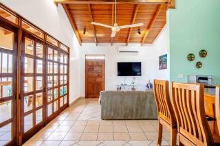 Tropical Condo with Spectacular Ocean Views, Panoramic Dining Terrace & Quick Walk to Beach - Coco - 4