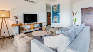 Stunning Mountaintop Property with Stylish Main Home, Private Guesthouse & Infinity Pool - 5