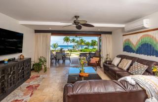 Upscale Two-Bedroom Condo in Playa Flamingo with Beautiful Oceanfront Views - 5