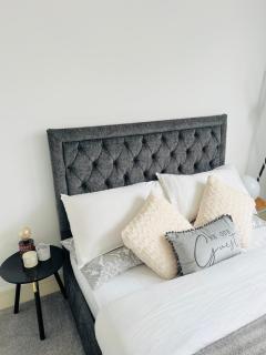 Maidstone Town Centre, 2 Bedroom Apartments, Convenient Includes every essential - 2