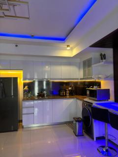 Cozy Condo in Venice Luxury Residences Taguig - 0