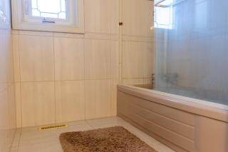 Elegant Mansion with Private Bar & Game Lounge - 8