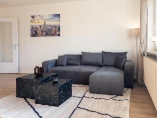 Franzi am Bahnhof - 2