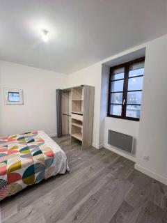 ô Bogros - vieux Château-Chinon - 9