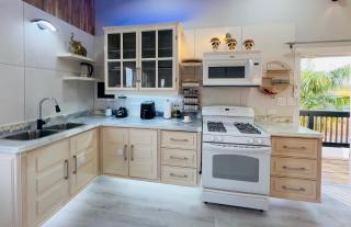 Mondriaan Suite Aruba - 2