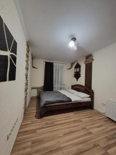 4 Кімнатні Апартаменти в Центрі, вул Незалежності, 5 - 7