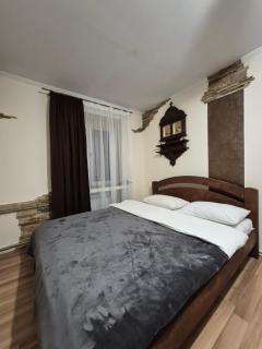 4 Кімнатні Апартаменти в Центрі, вул Незалежності, 5 - 8