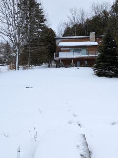 By The Bay Cozy Waterfront Retreat - 8