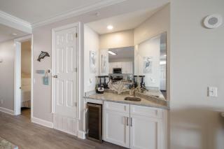 Regency Isle 904 - 6