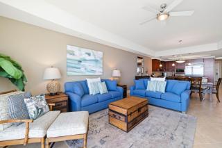 Turquoise Place 2006C - 6